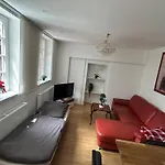 Exklusives Haus, Ruhig Gelegen Im Innenhof, Zentral, Lichtdurchflutet Zustellbett,babybett Bei Bedarf * Karlsruhe