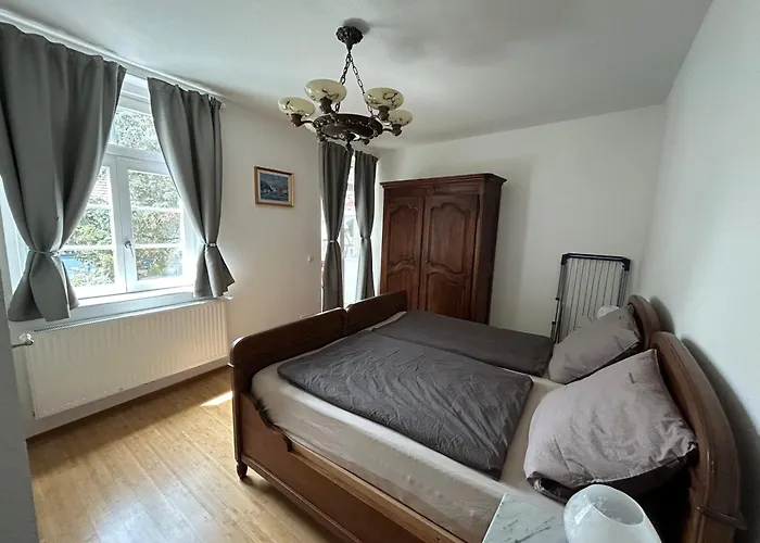 Exklusives Haus, Ruhig Gelegen Im Innenhof, Zentral, Lichtdurchflutet Zustellbett,babybett Bei Bedarf