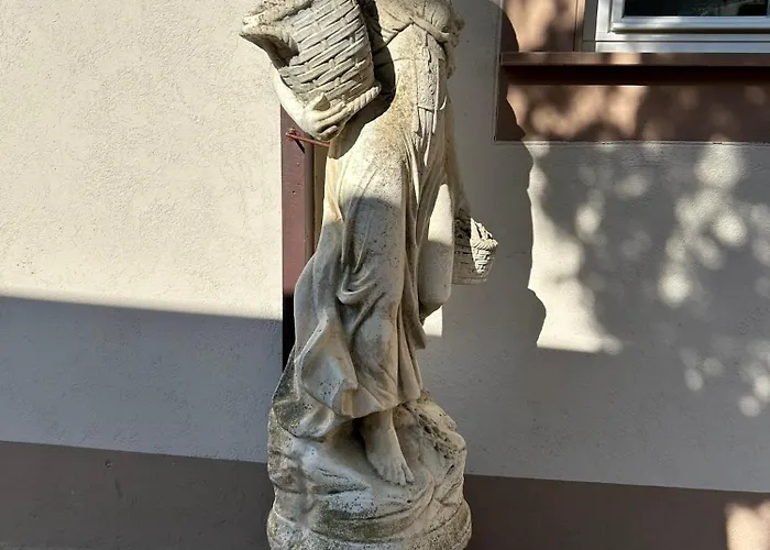 Lägenhet Exklusives Haus, Ruhig Gelegen Im Innenhof, Zentral, Lichtdurchflutet Zustellbett,babybett Bei Bedarf *